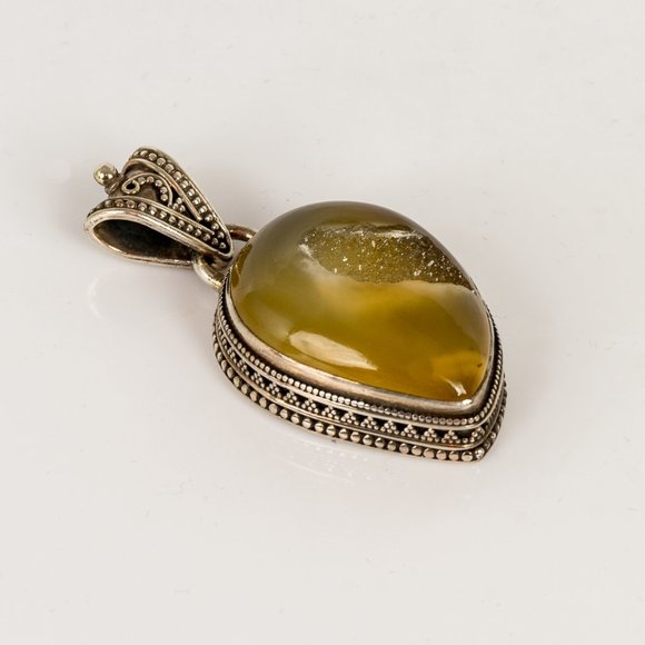 NWOT Agate Druzy pendant - Picture 3 of 3